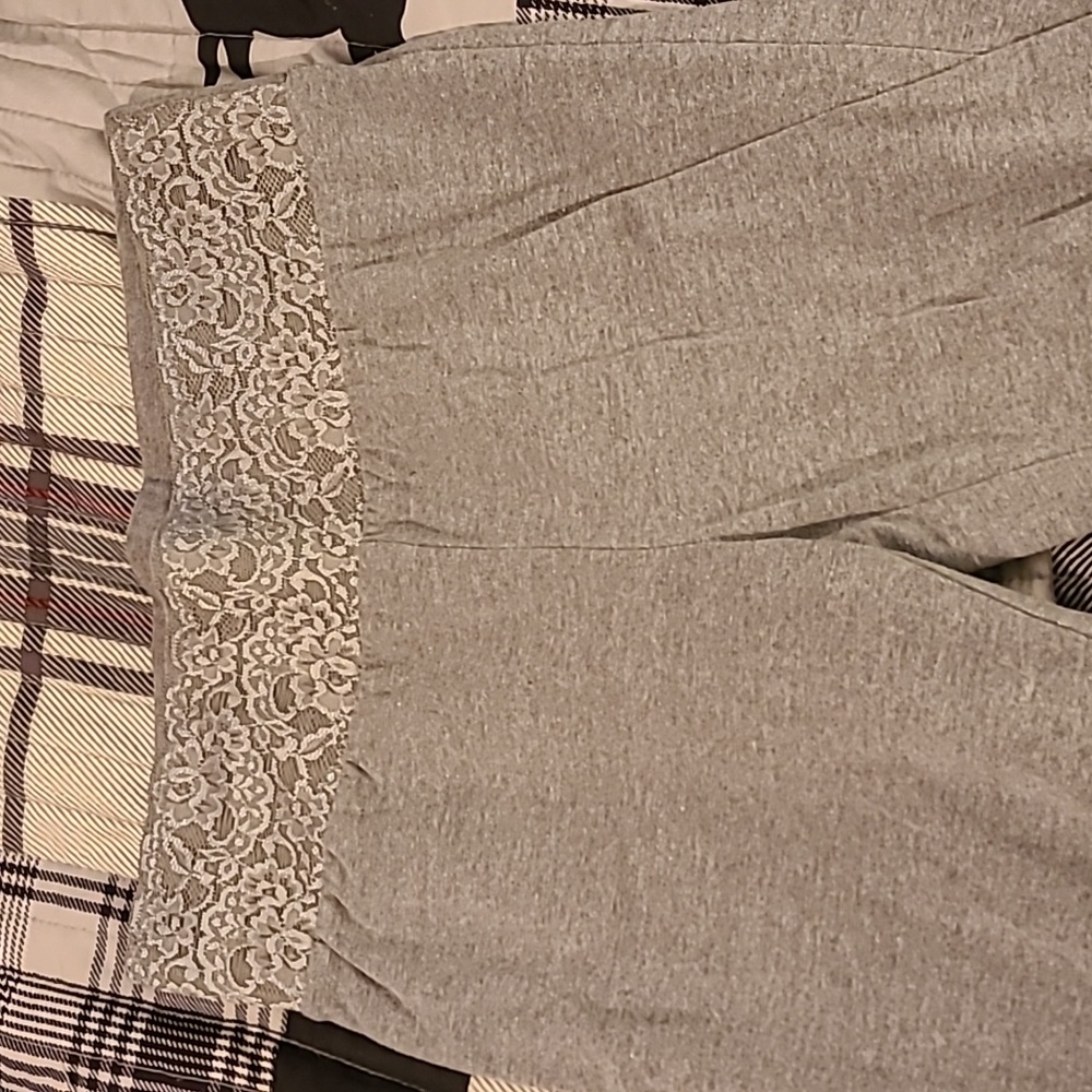 Gray leggings
